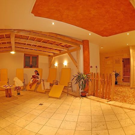 Hotel Viktoria Castelrotto Bagian luar foto